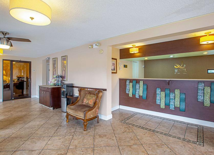 Front desk Photo