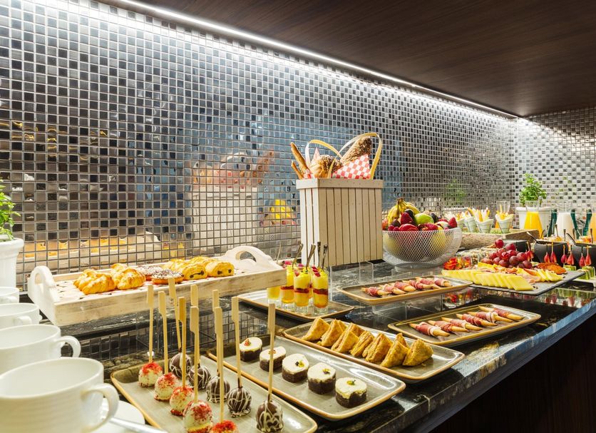 Buffet Photo