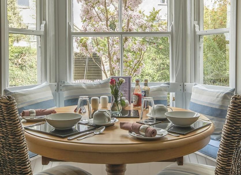 Dining room Photo