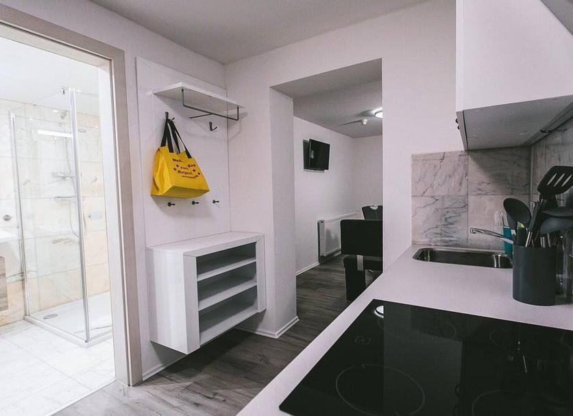Kitchen Photo