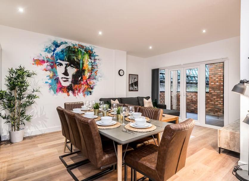 Dining room Photo