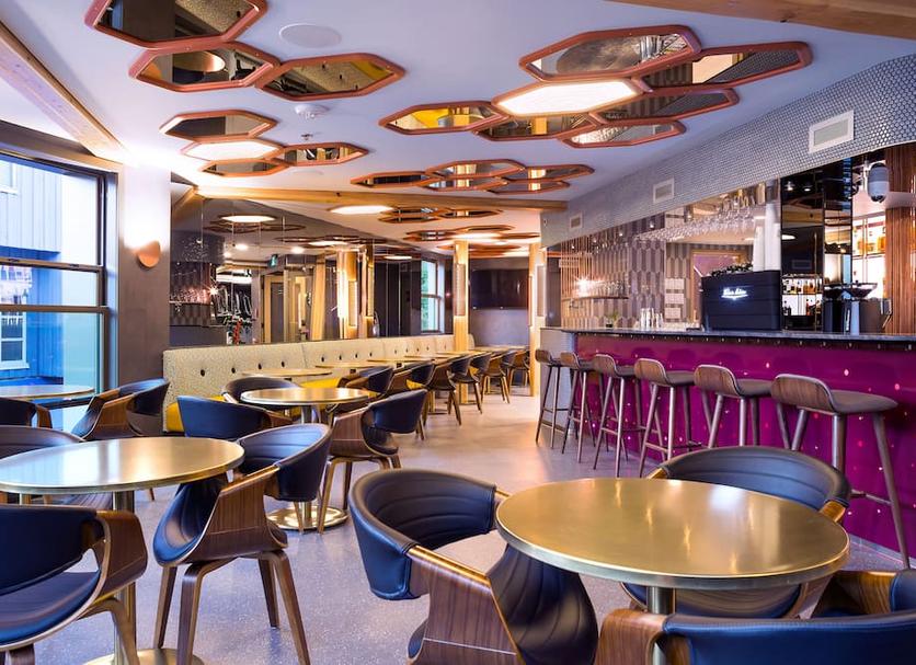 Bar Photo