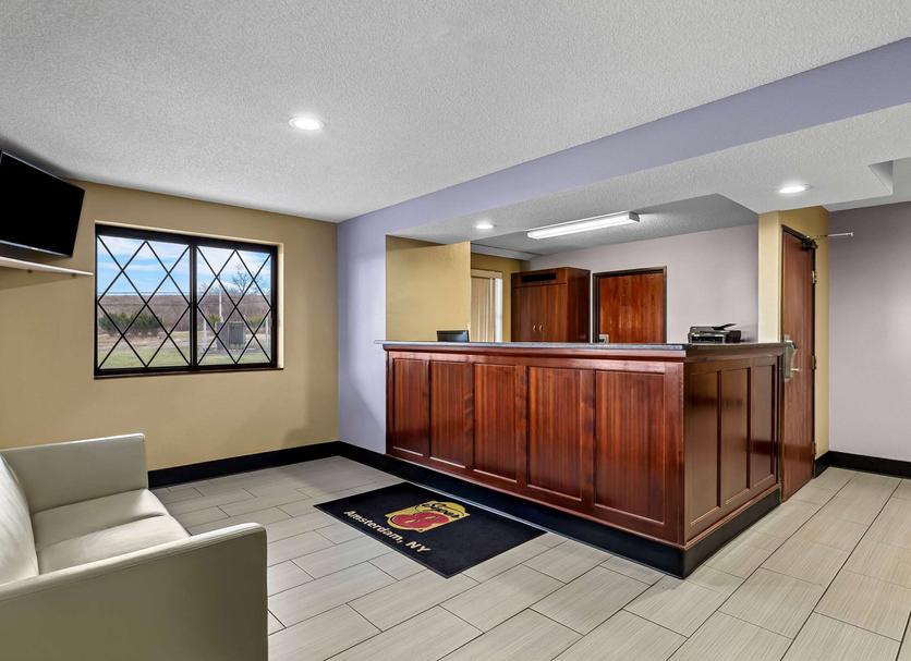 Front desk Photo