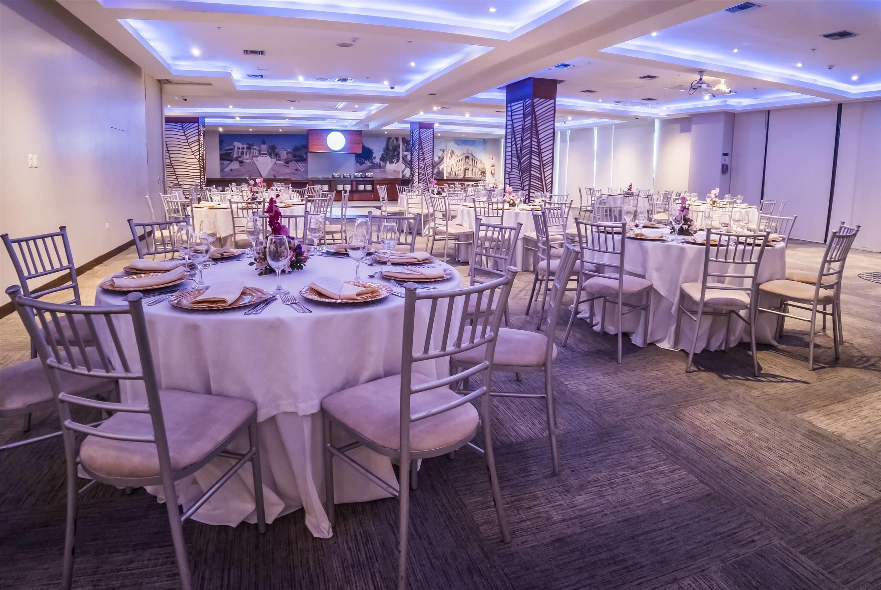 Banquet hall