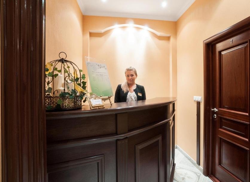 Front desk Photo