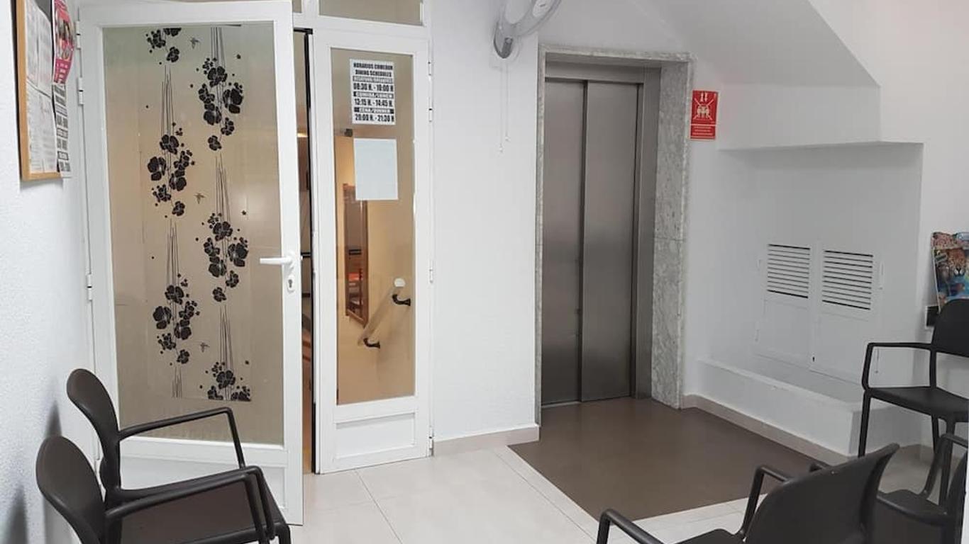 Hotel Mayna