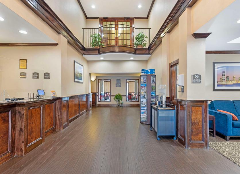 Front desk Photo