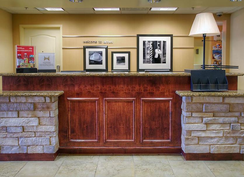 Front desk Photo