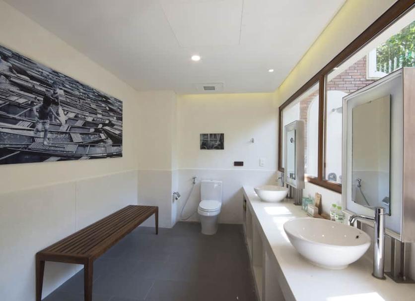 Bathroom Photo