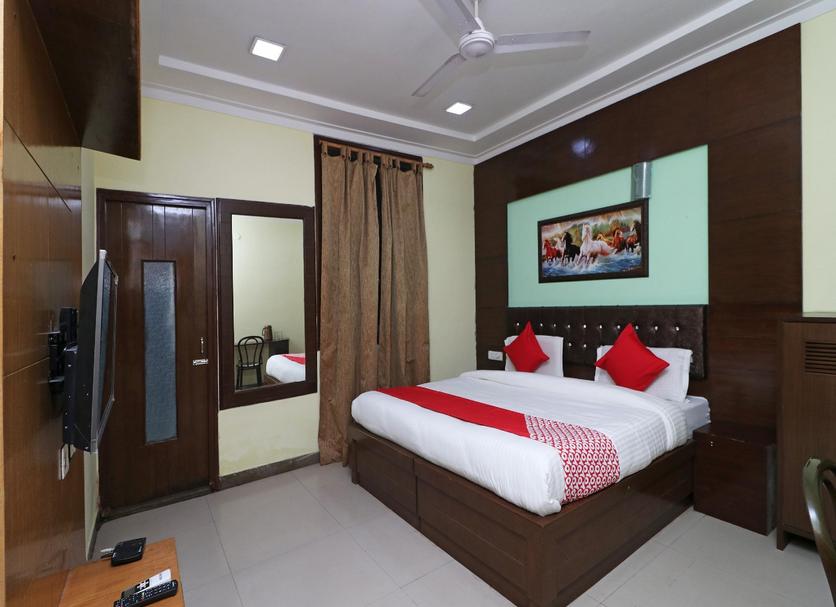 Bedroom Photo