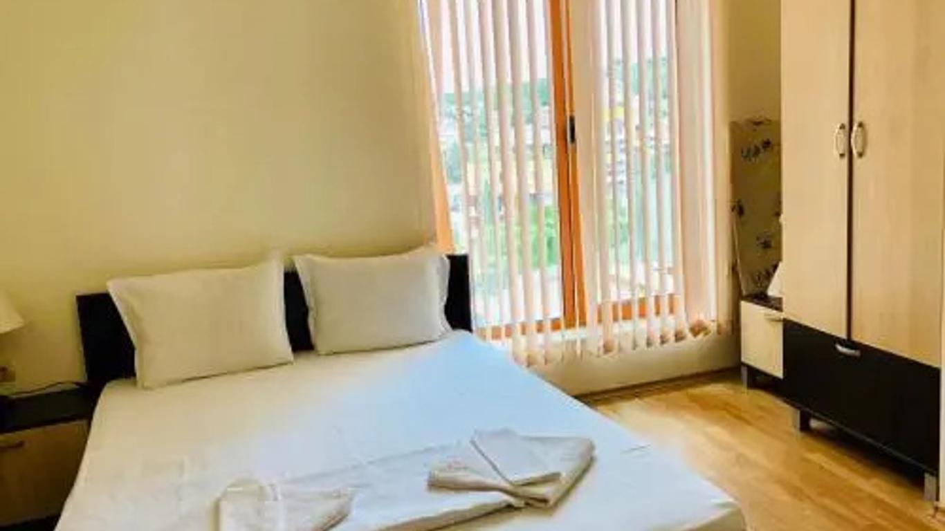 Hotel Sunny Bay