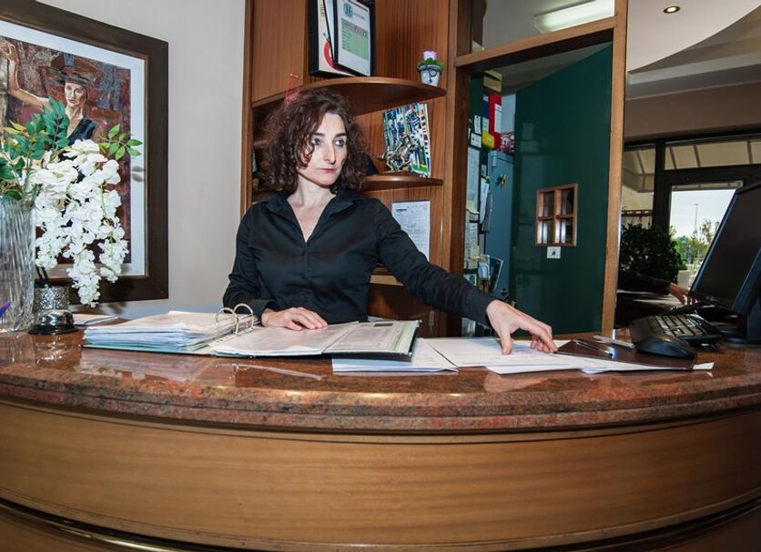 Front desk Photo