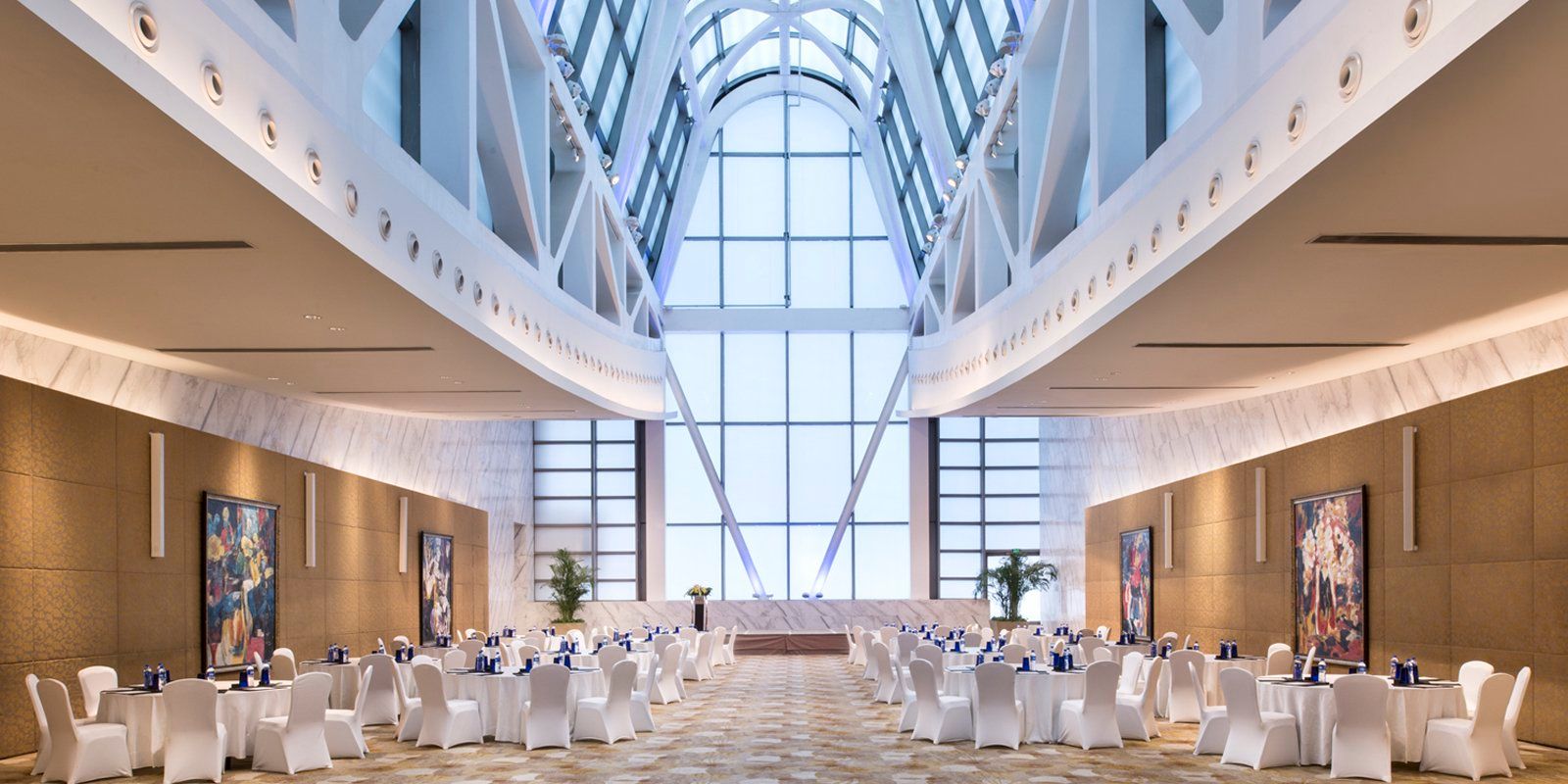 Banquet hall