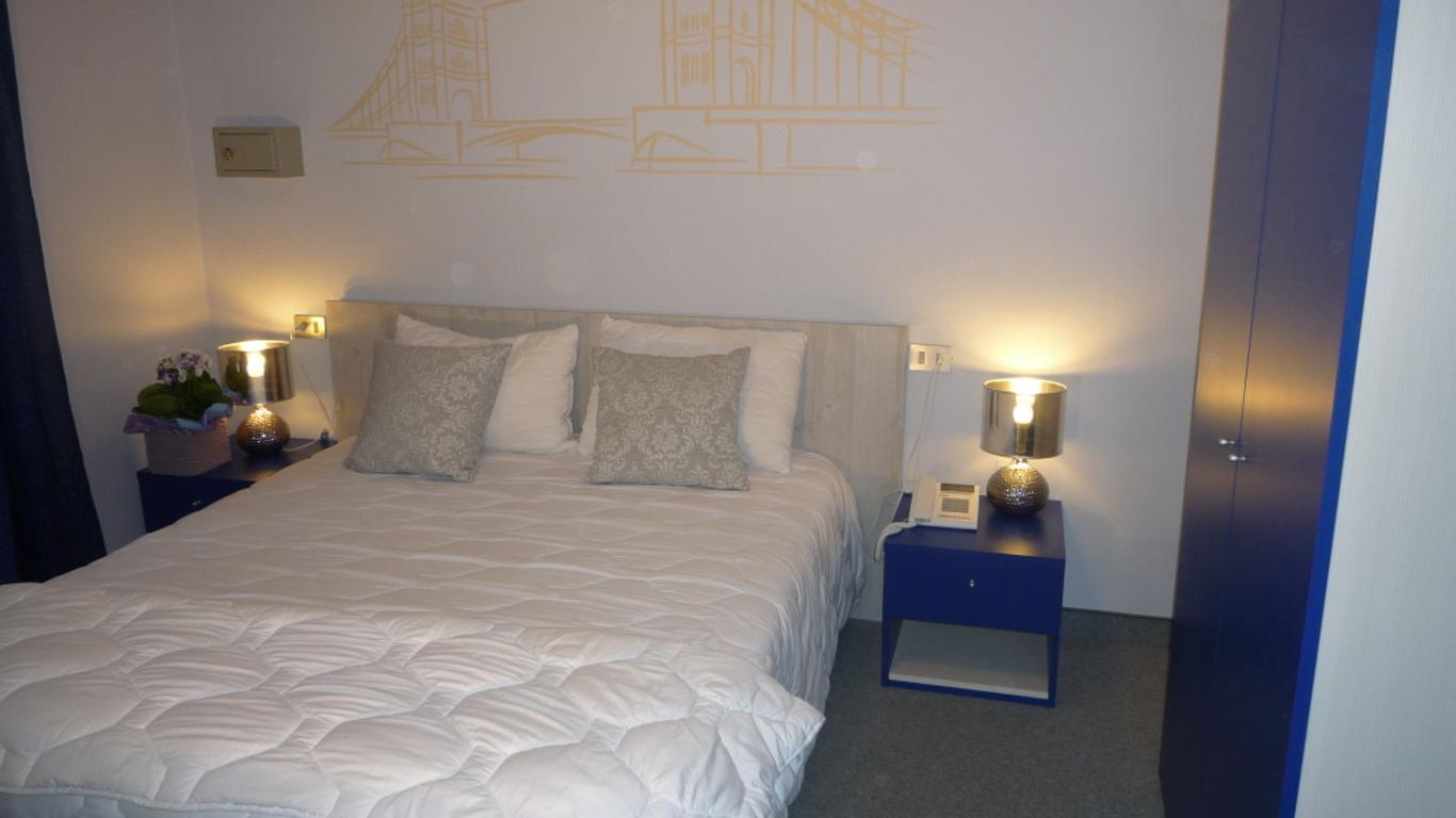 Hotel International