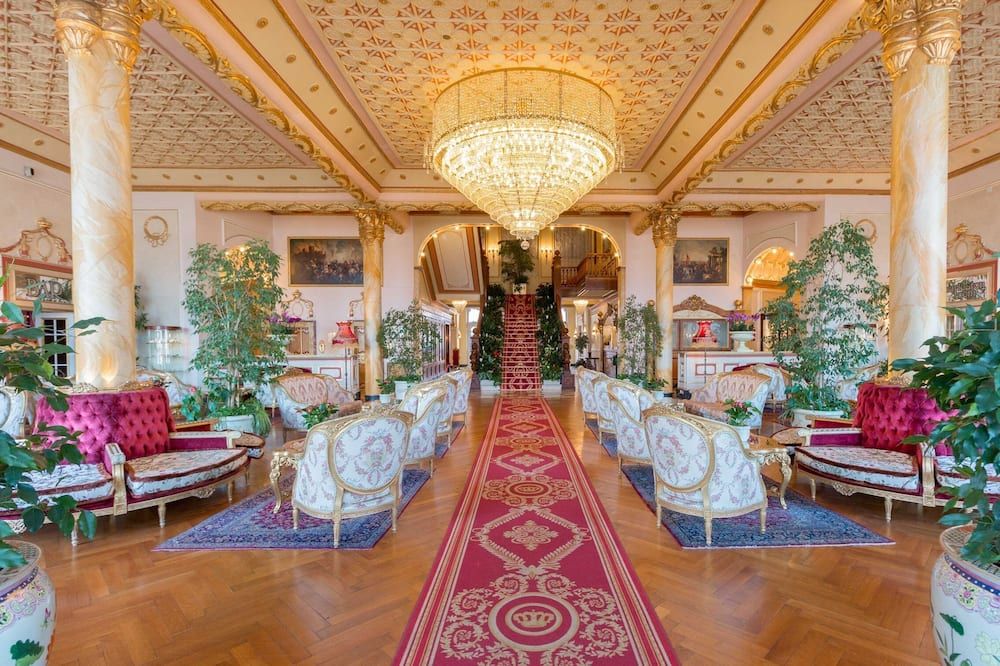 Lobby Photo