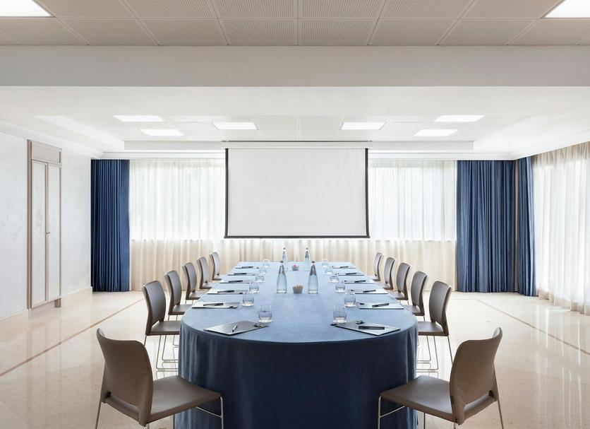 Conference room Photo