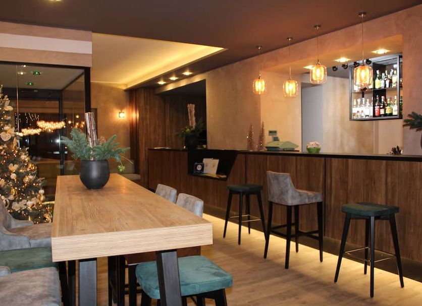 Bar Photo