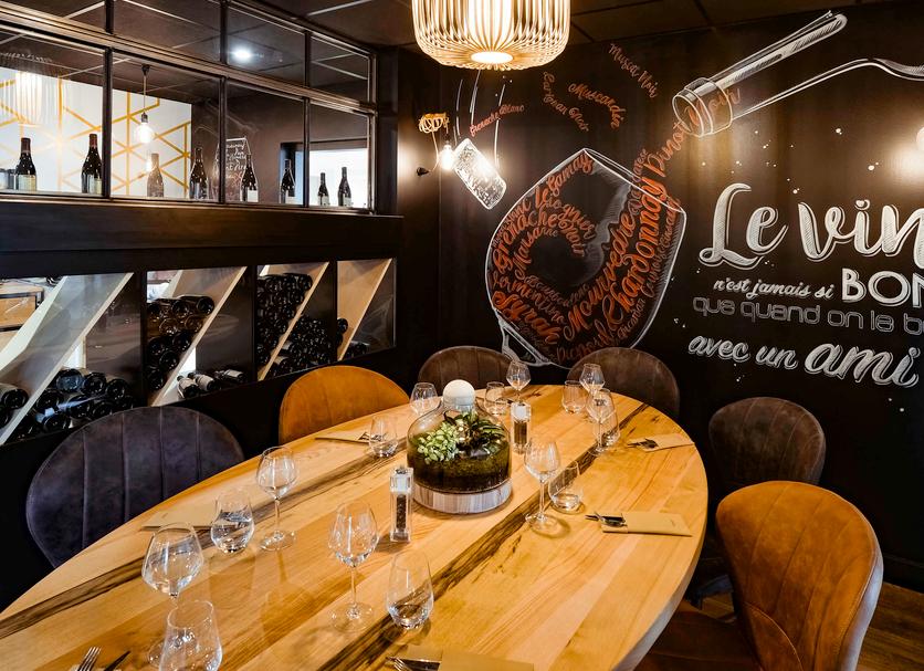 Restaurant Photo