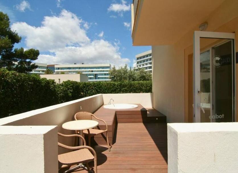 Balcony Photo