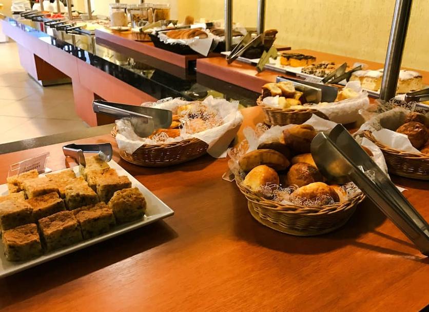 Buffet Photo
