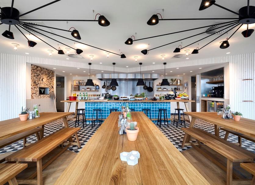 Restaurant Photo