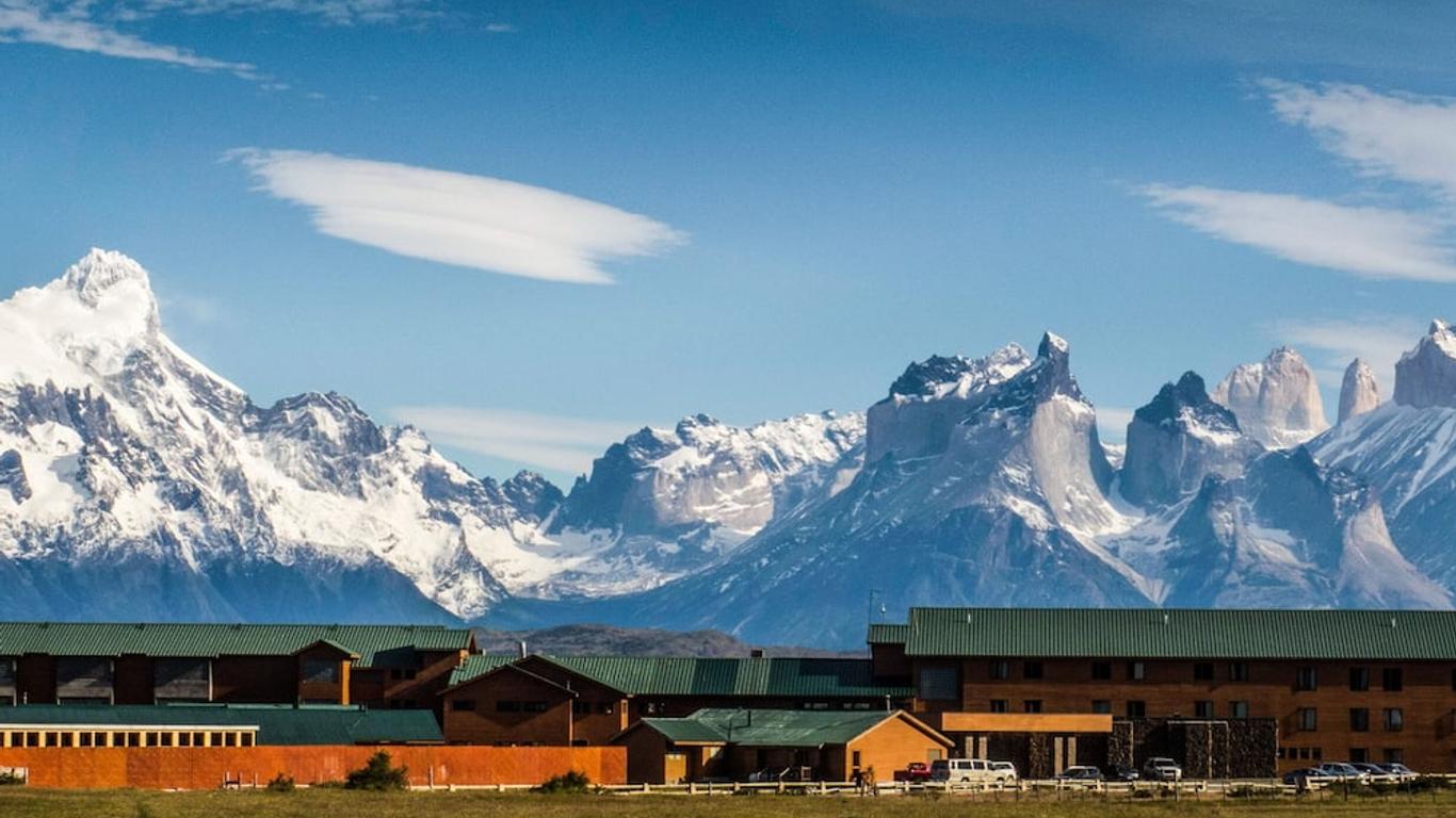 Río Serrano Hotel + Spa