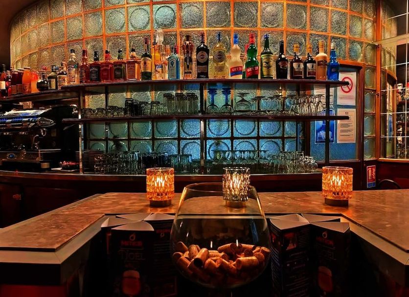Bar Photo