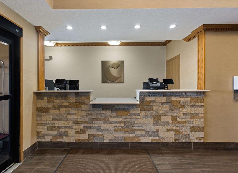 Front desk Photo