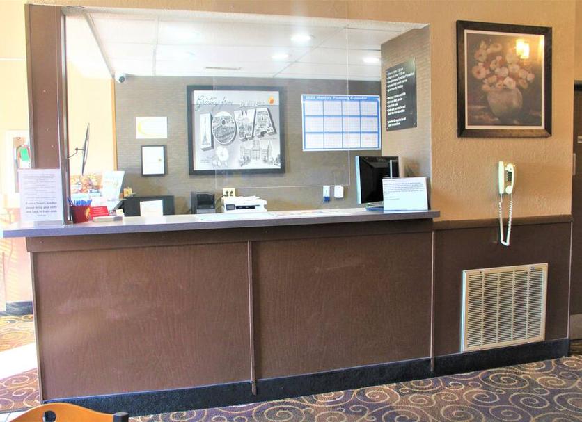 Front desk Photo