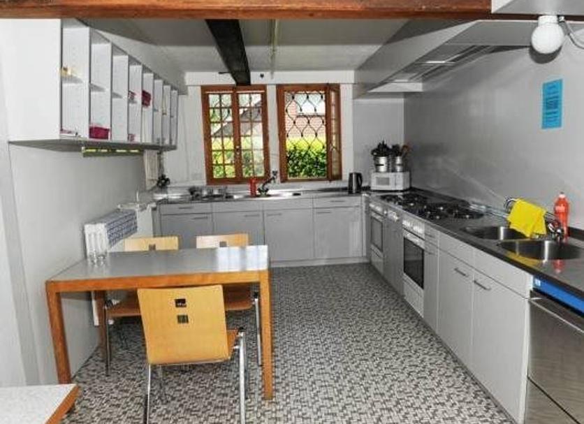 Kitchen Photo