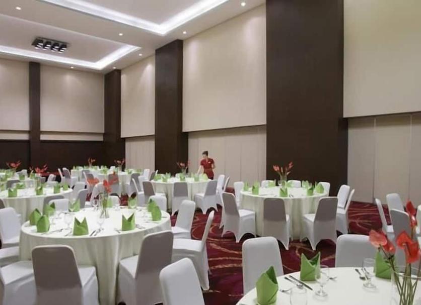 Banquet hall Photo
