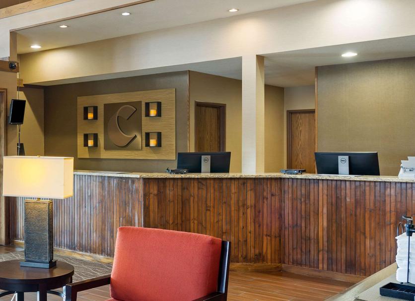 Front desk Photo