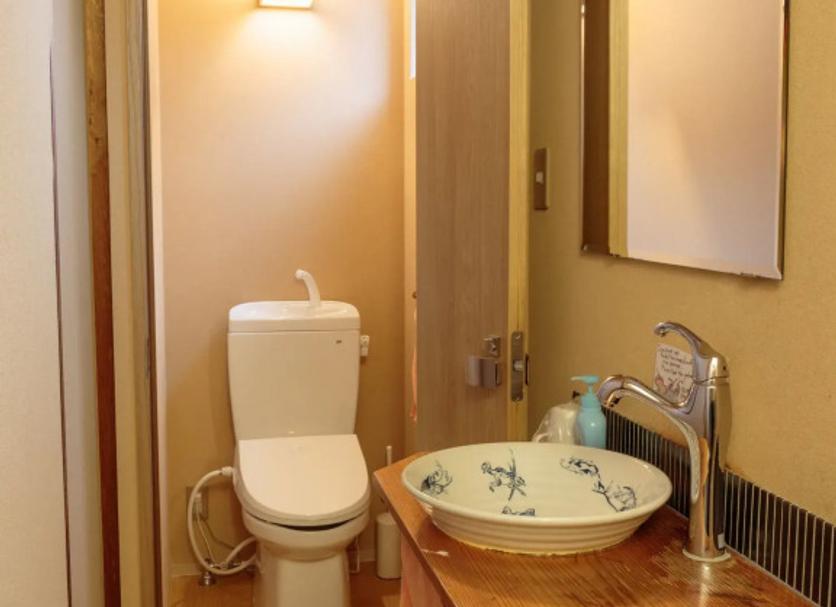 Bathroom Photo
