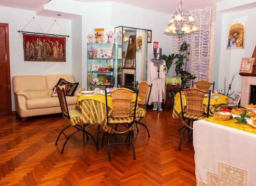 Dining room Photo