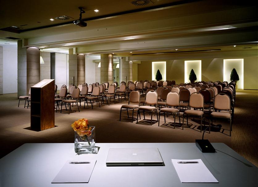 Conference room Photo