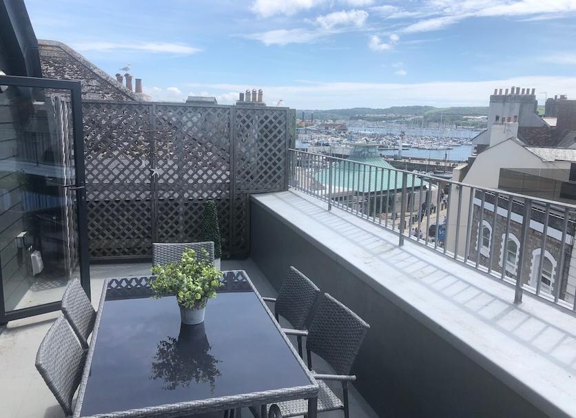 Balcony Photo