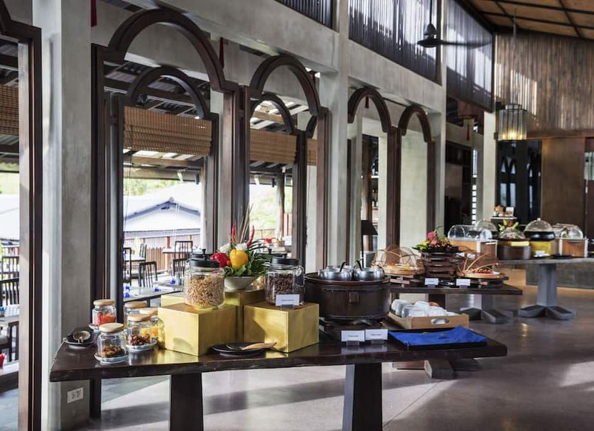 Buffet Photo