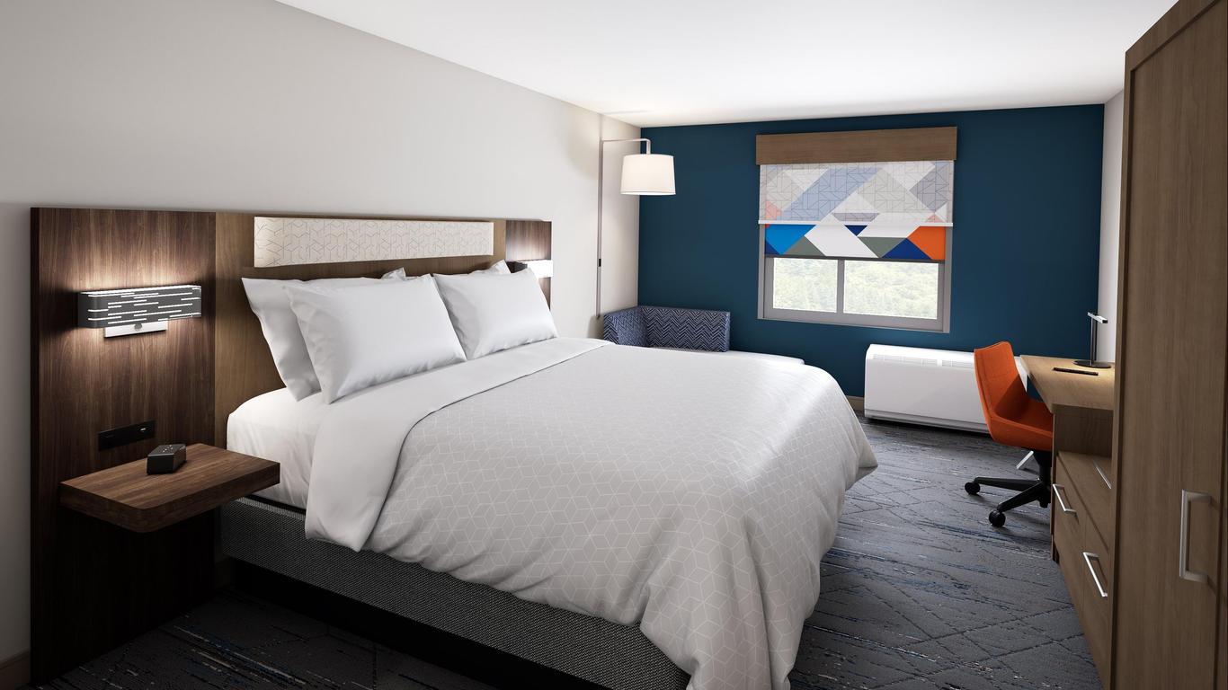 Holiday Inn Express & Suites - Dallas Park Central Northeast, An IHG Hotel