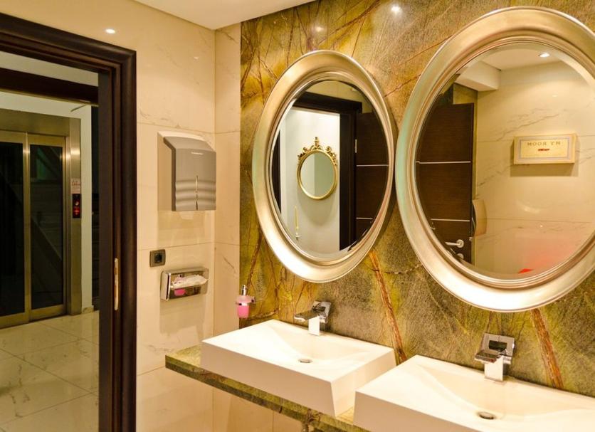 Bathroom Photo