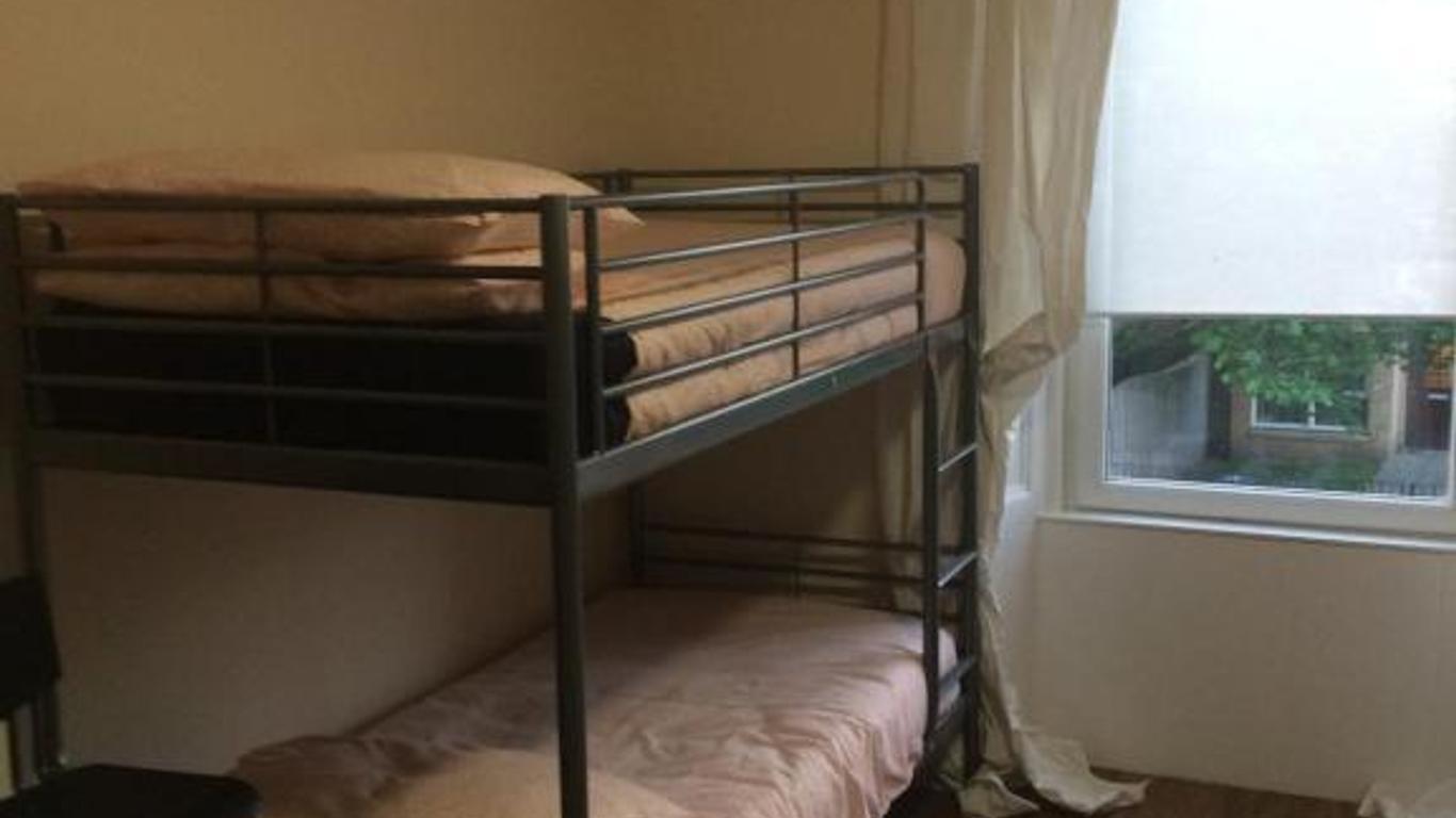 Edinburgh West Side Hostel