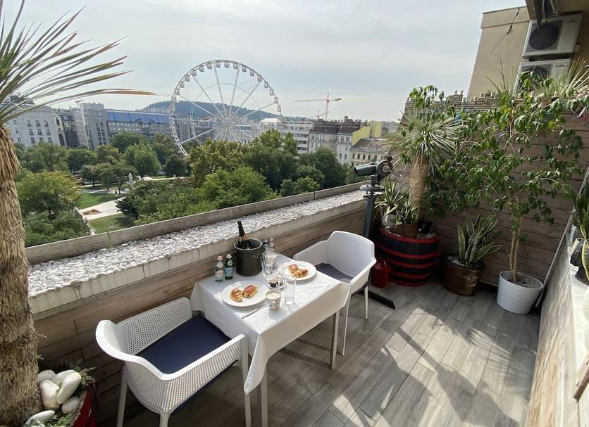 Balcony Photo