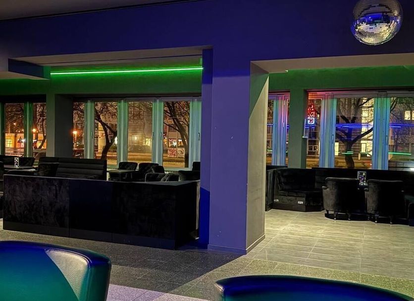 Bar Photo