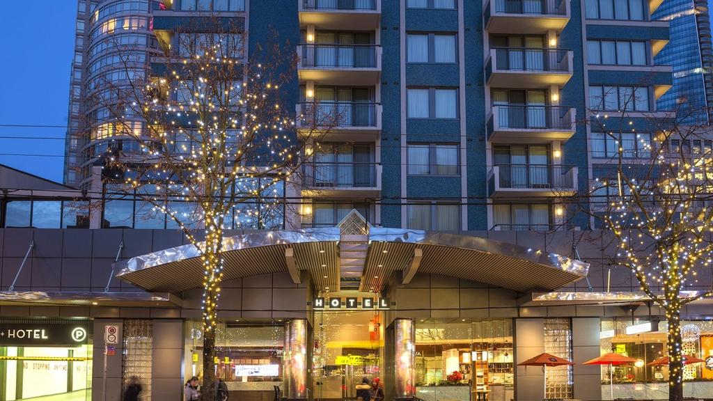 Blue Horizon Hotel from £65. Vancouver Hotel Deals & Reviews - KAYAK
