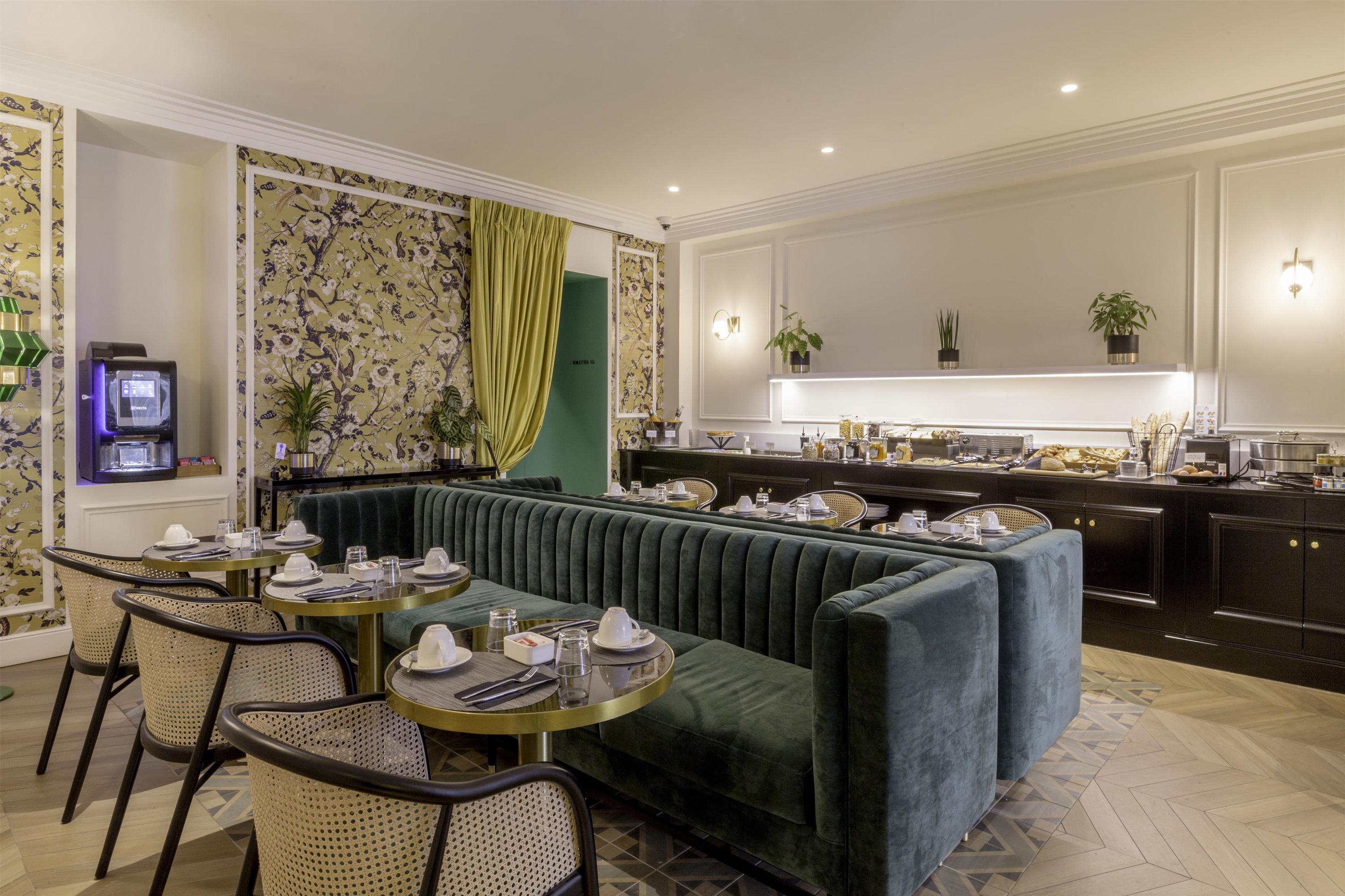Dining room