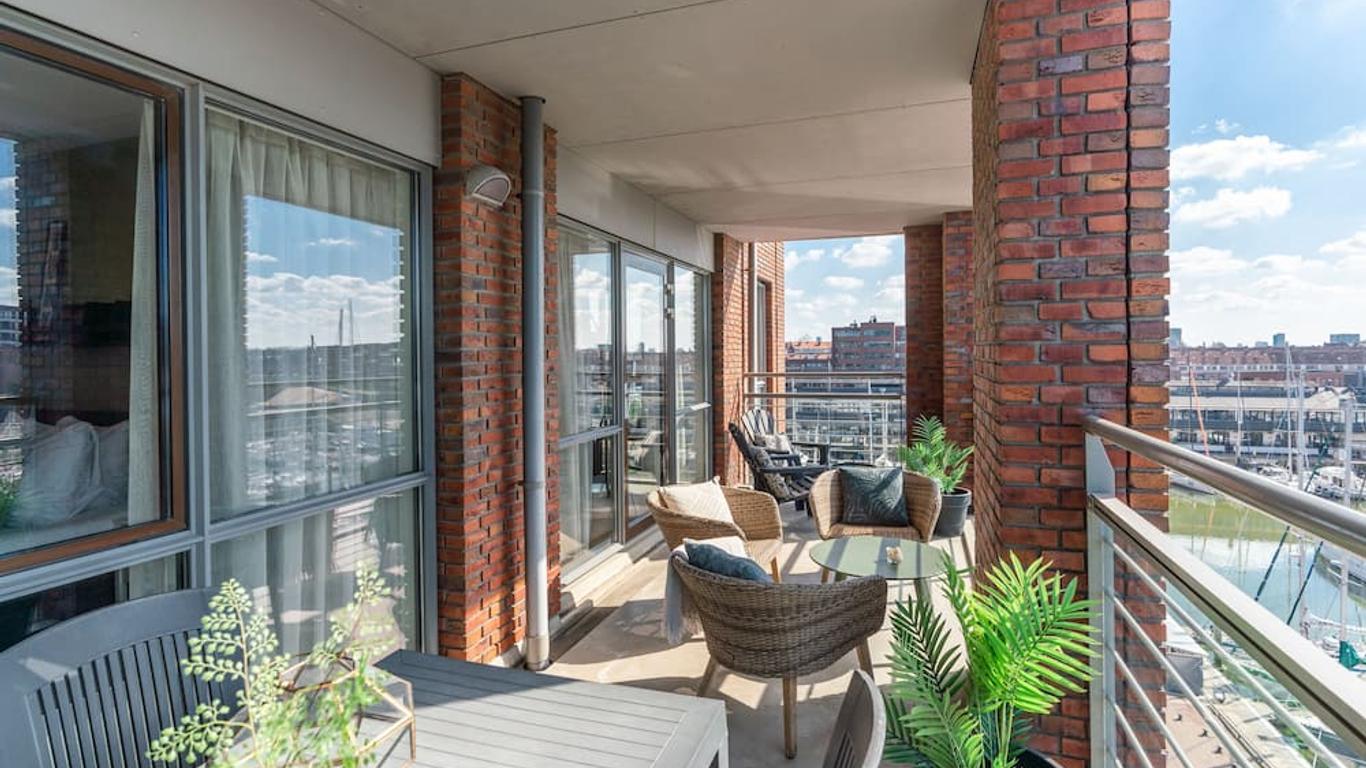 Bizstay Harbour Scheveningen Apartments