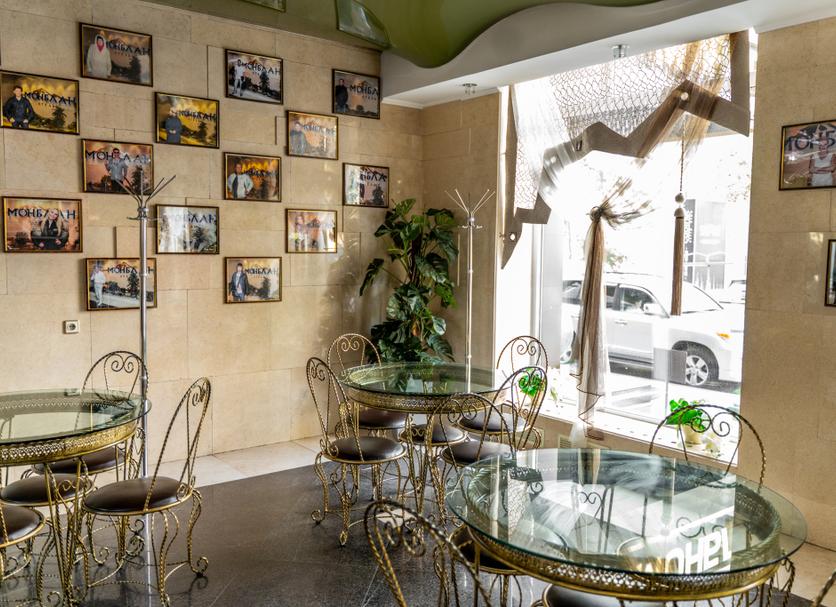 Dining room Photo