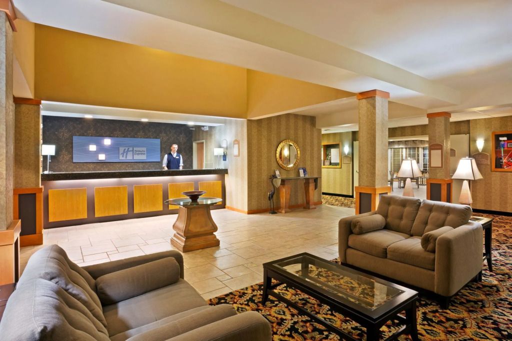 Lounge Photo