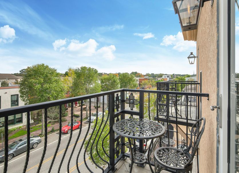 Balcony Photo