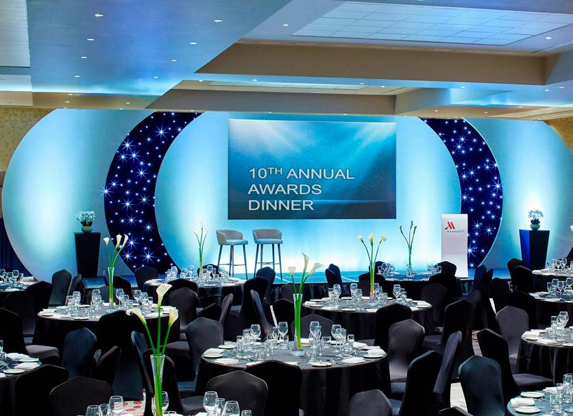 Banquet hall Photo