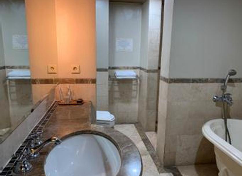 Bathroom Photo